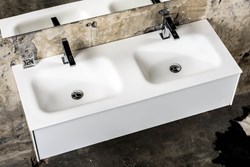 Solid surface built-in basin