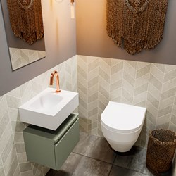 ANDOR 40cm toiletmeubel army. LEX 40cm wastafel talc positie links. Met 1 kraangat