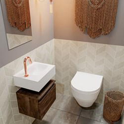 ANDOR 40cm toiletmeubel dark brown. LEX 40cm wastafel talc positie rechts. Met 1 kraangat
