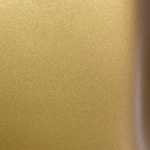 Échantillon de couleur Oro pour les meubles de salle de bains, les lavabos et les baignoires.