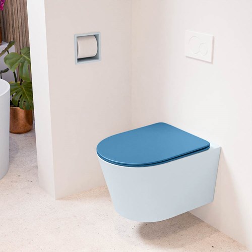 LAVIE hangend toilet single fire rimless diepspoel Clay. Toiletzitting met quick-release & softclose Jeans.