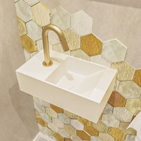 TYNE 40cm fontein solid surface kleur Talc. Positie wastafel rechts met kraangat-2